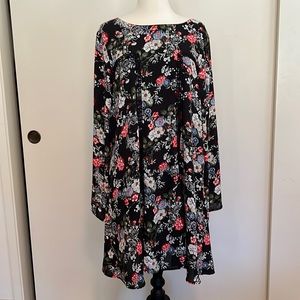 GUC Miami long sleeve shift dress